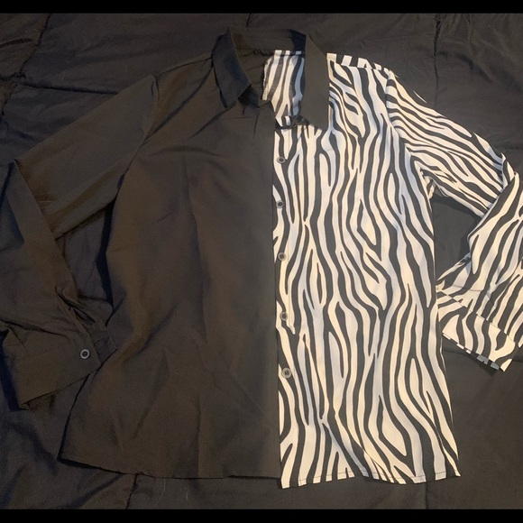 SHEIN Tops - NWOT SHEIN color block animal print blouse